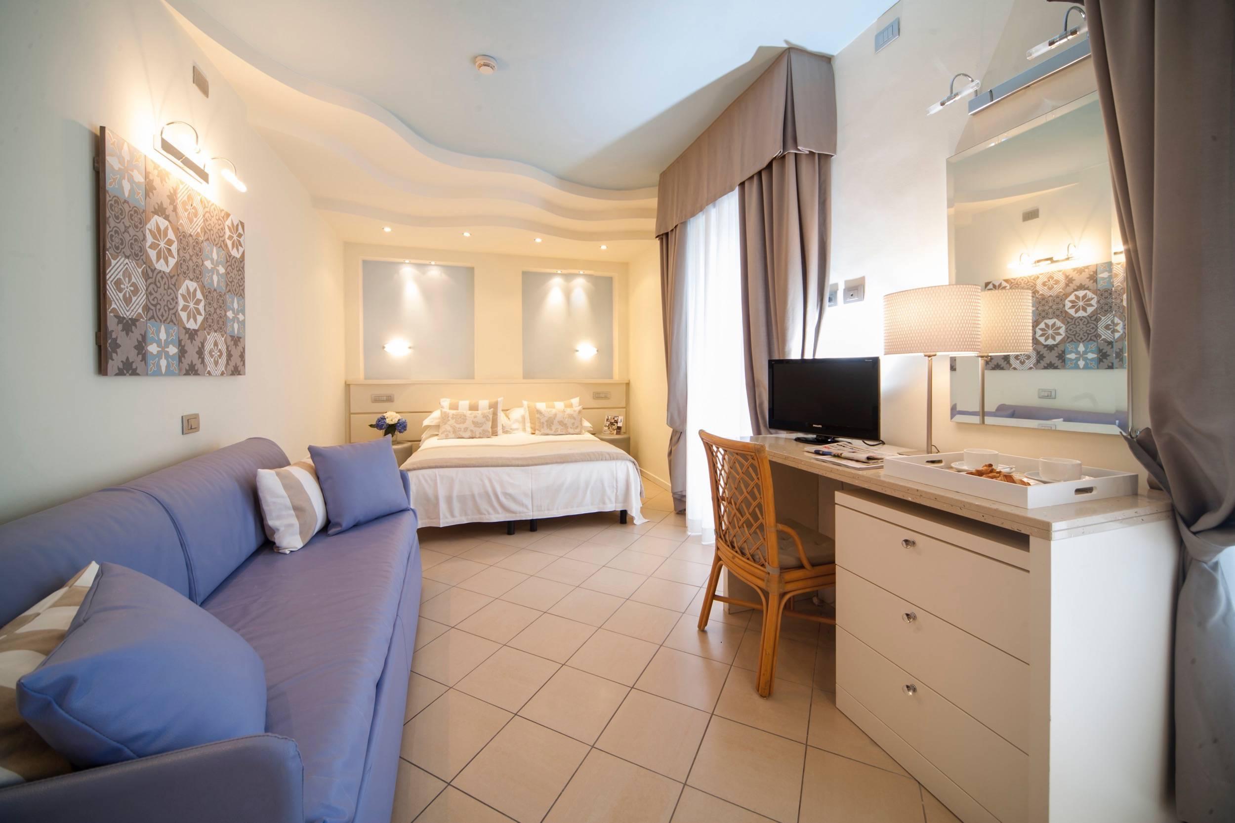 Hotel Mon Cheri 리치오네 외부 사진