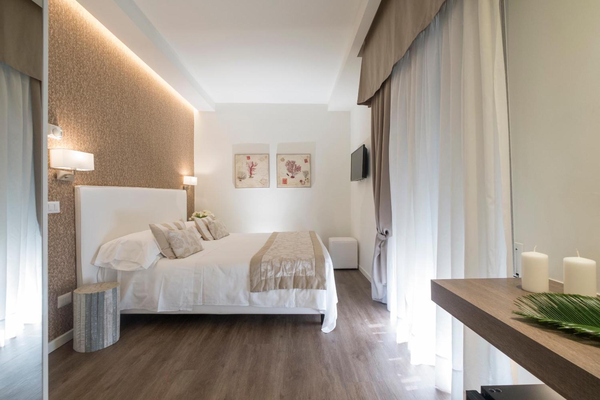 Hotel Mon Cheri 리치오네 외부 사진